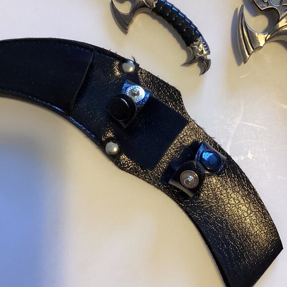 Ace Martial Arts Supply Draco Twin Fantasy Dagger Set, Silver Stainless China - Picture 5 of 14